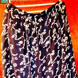 Sag Harbor women's medallion print lined pull-on skirt